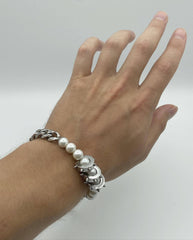 MICRO SPIKE PEARL BRACELET