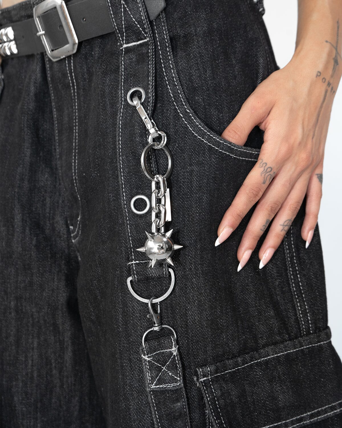 SPIKE BALL KEYCHAIN