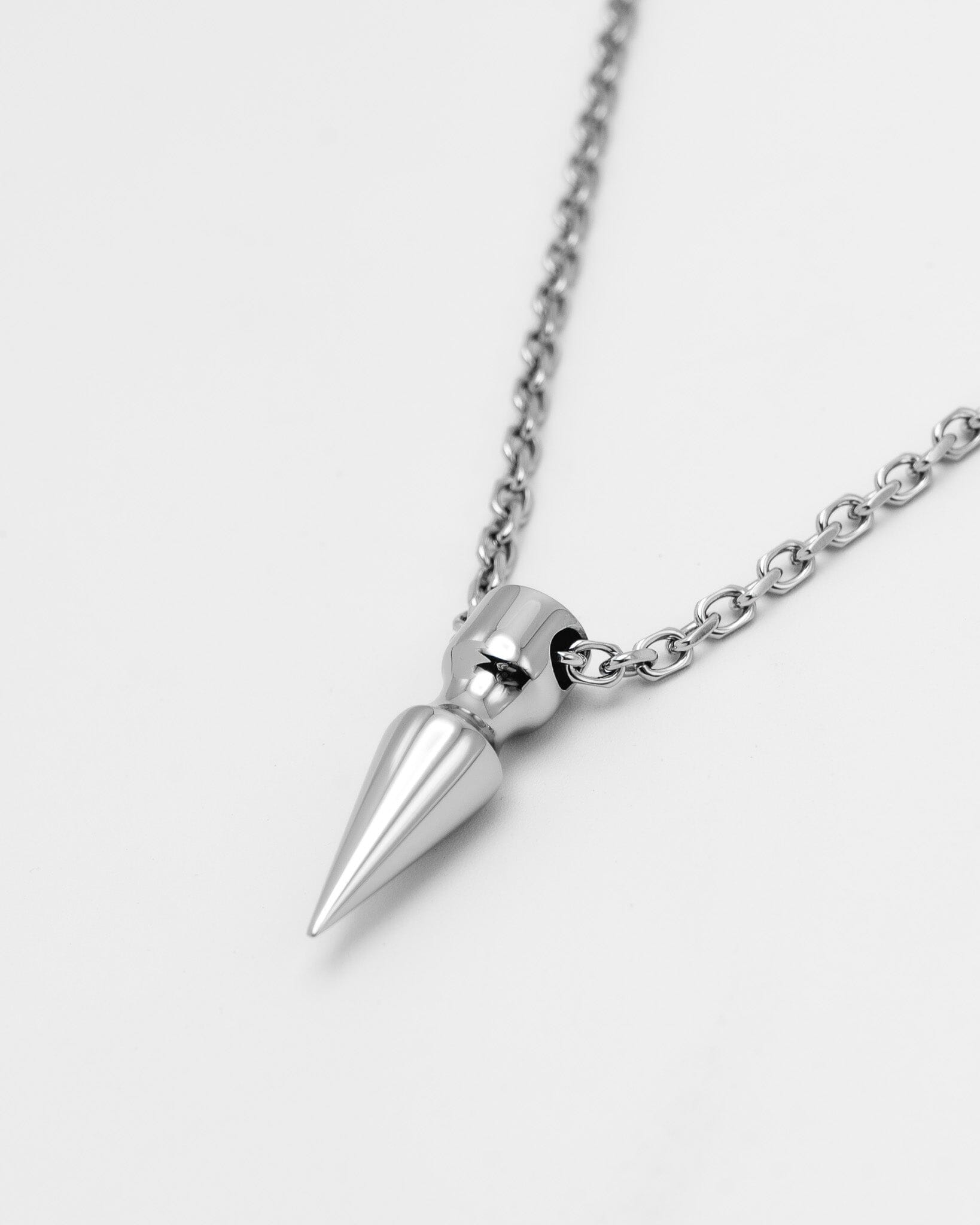 CHUNKY SPIKE NECKLACE