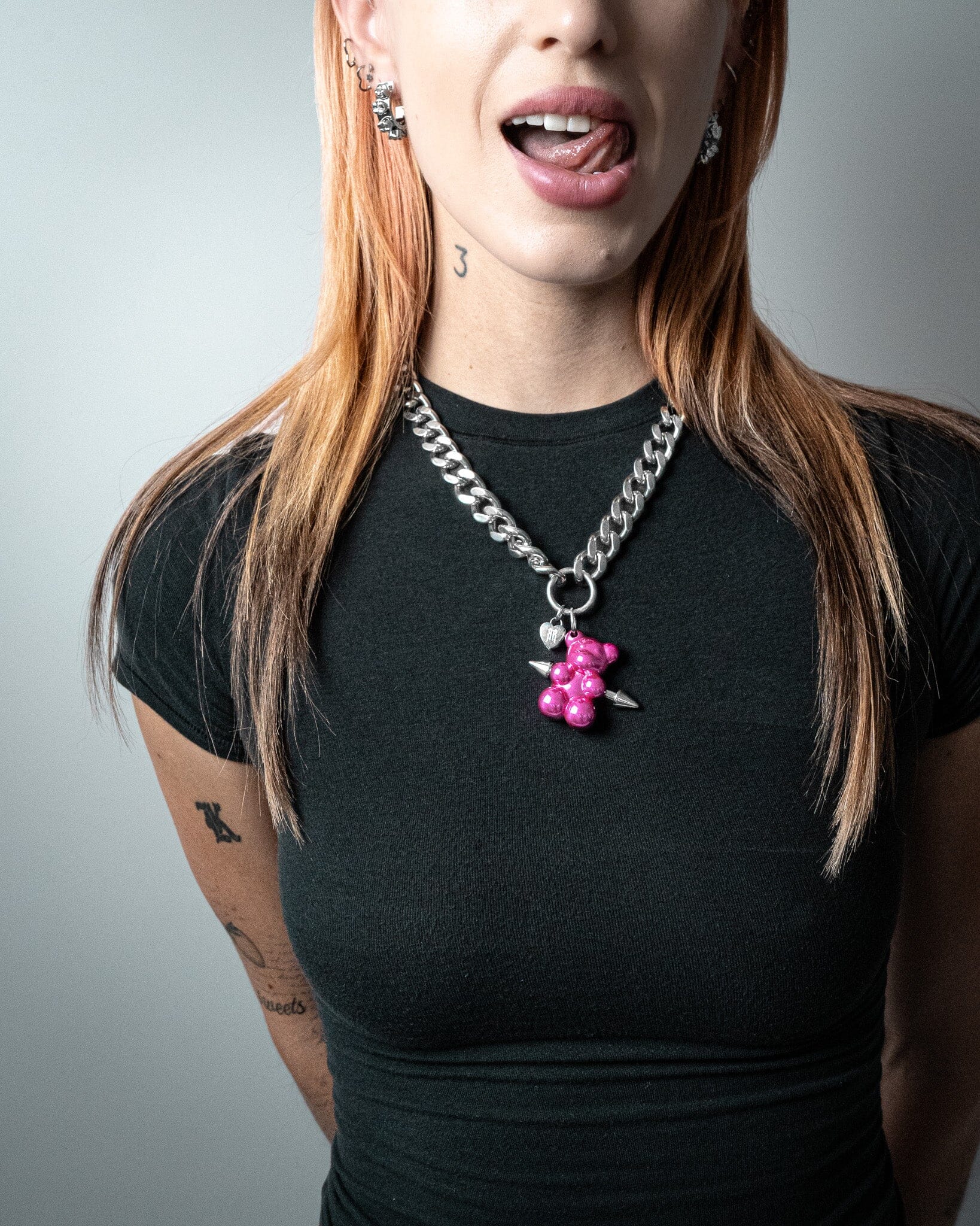 MEGA PIERCED GUMMY BEAR CHAIN II