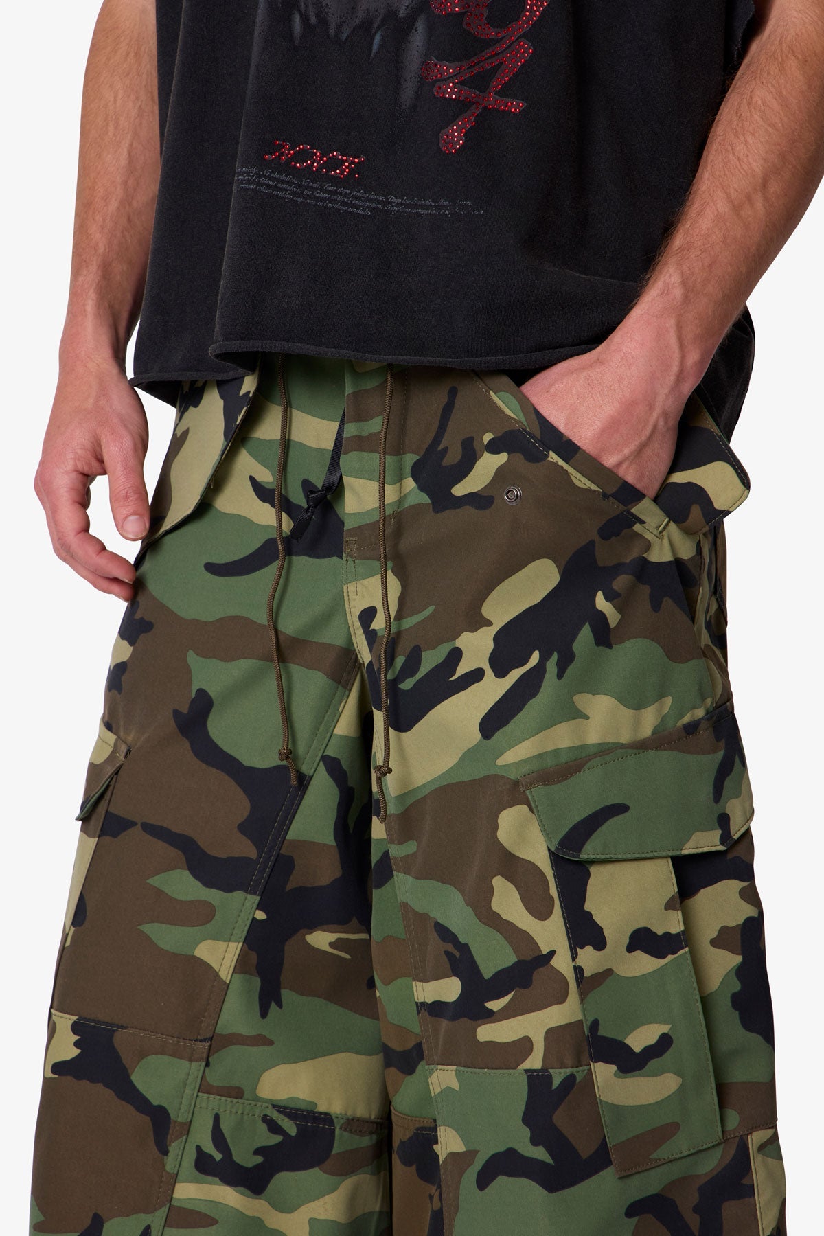 Extra Long Nylon Cargo Shorts - Camo
