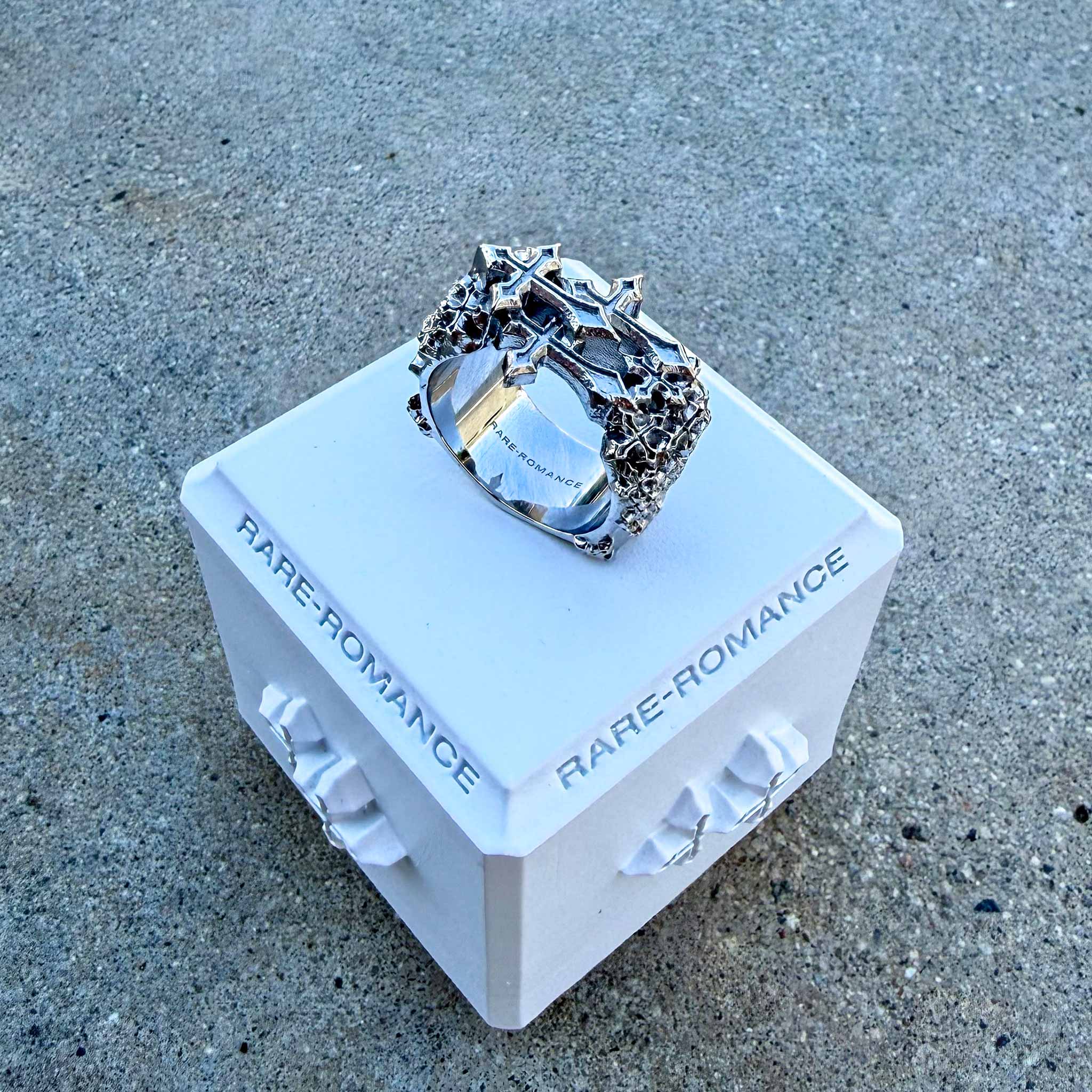 GRAVEYARD CROSS RING
