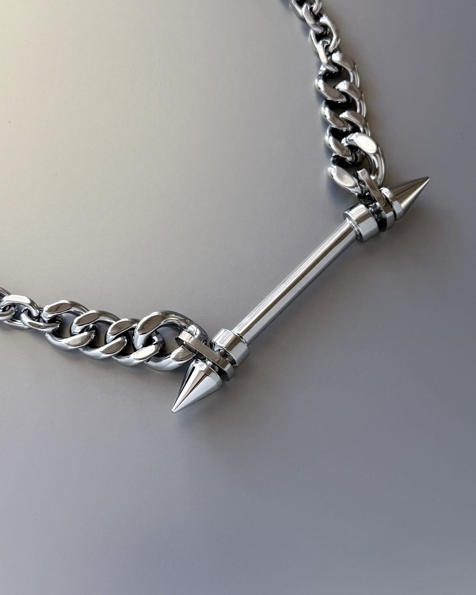 SPIKE BARBELL STATEMENT CHAIN