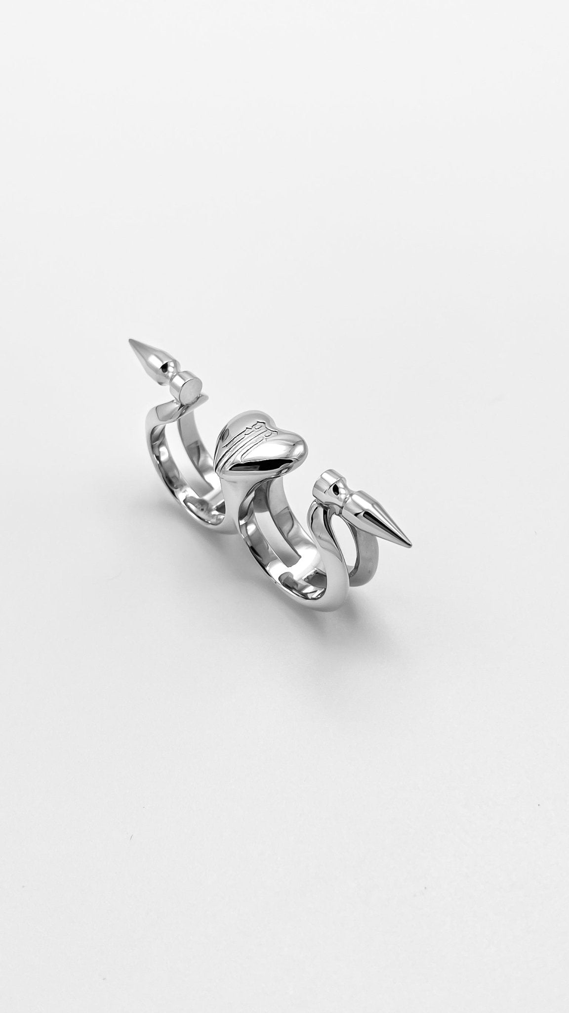 SPIKE HEART DOUBLE RING