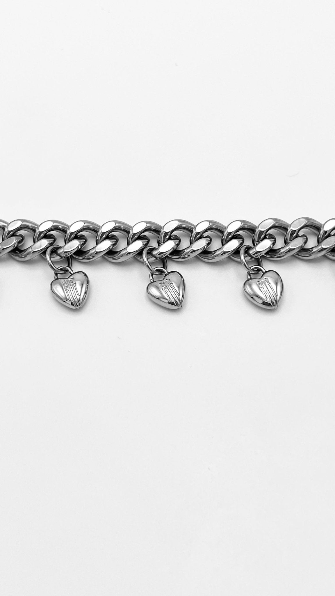 HEART CHARM CUBAN CHAIN