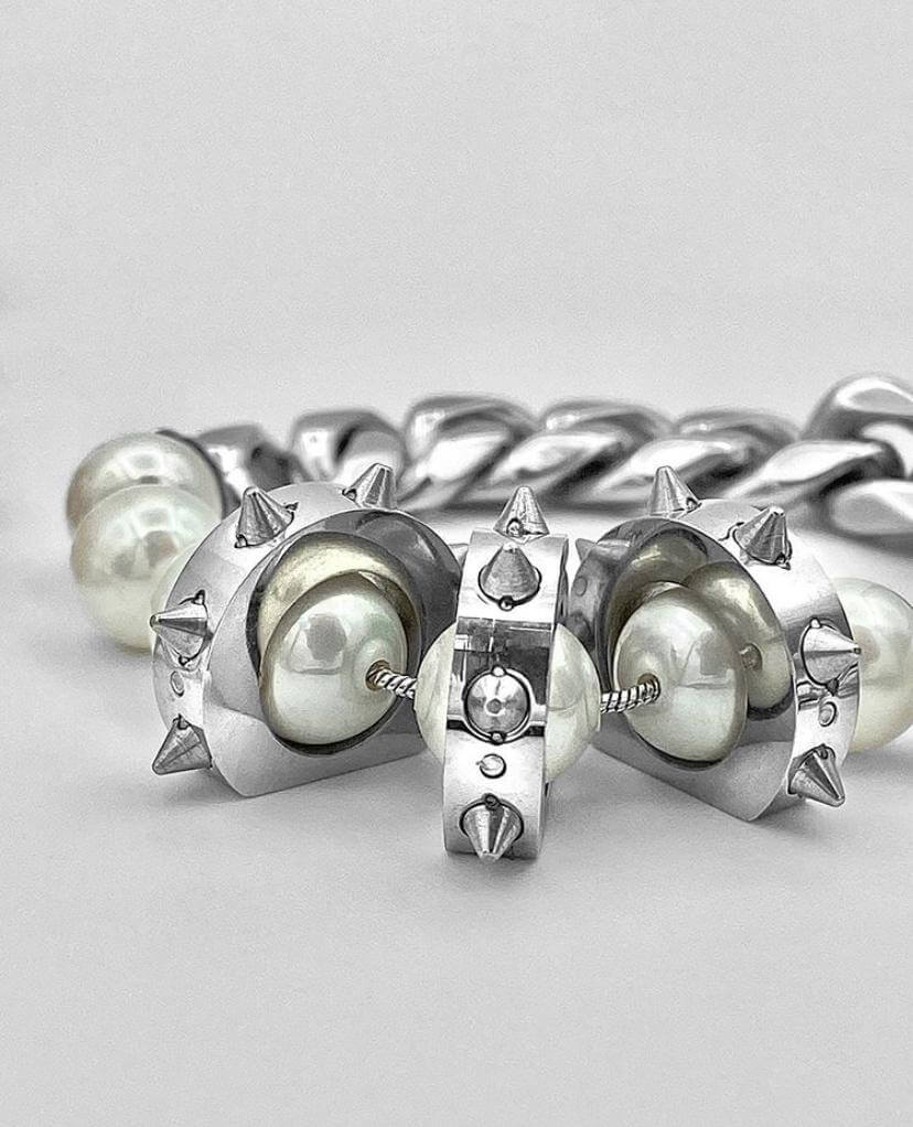 MICRO SPIKE PEARL BRACELET