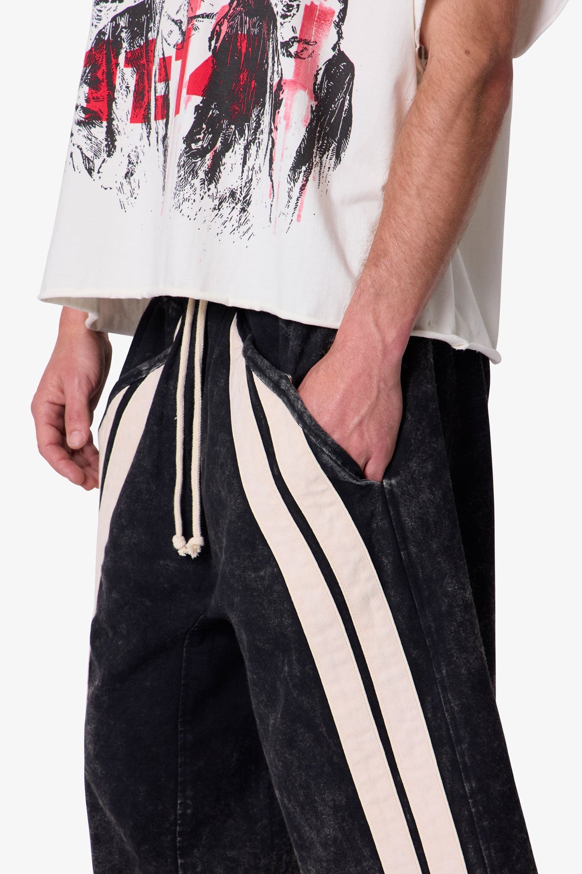 Ultra Baggy Stripe Twill Shorts - Washed Black