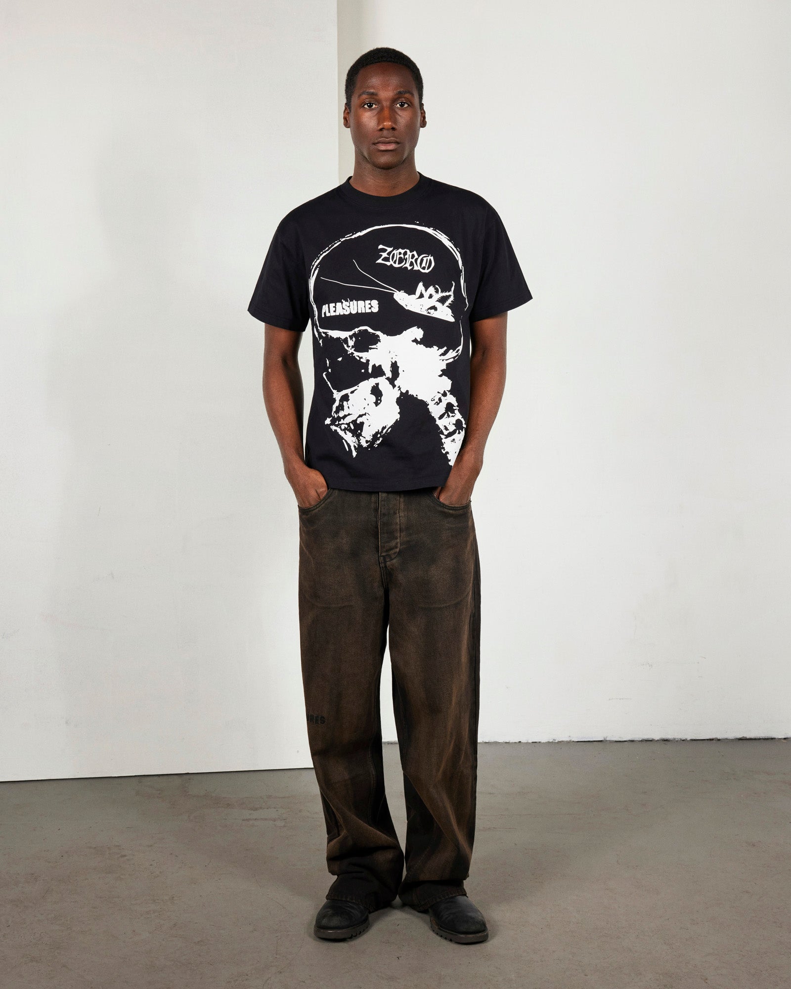 ROACHES T-SHIRT