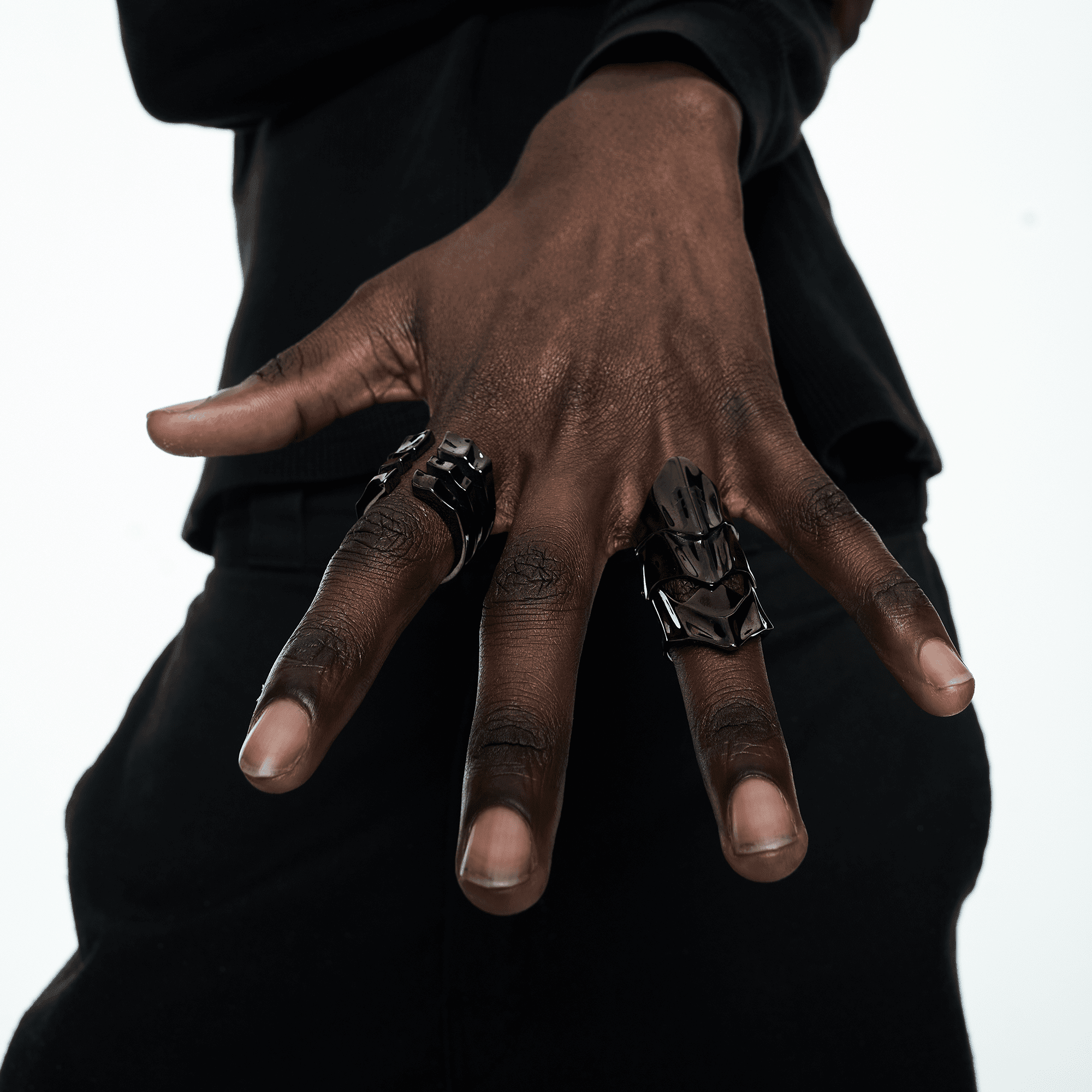 CAGED EXO-ARMOUR RING
