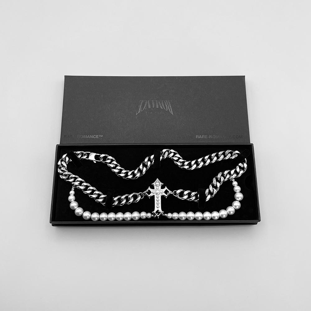 STATEMENT CROSS PEARL CHAIN