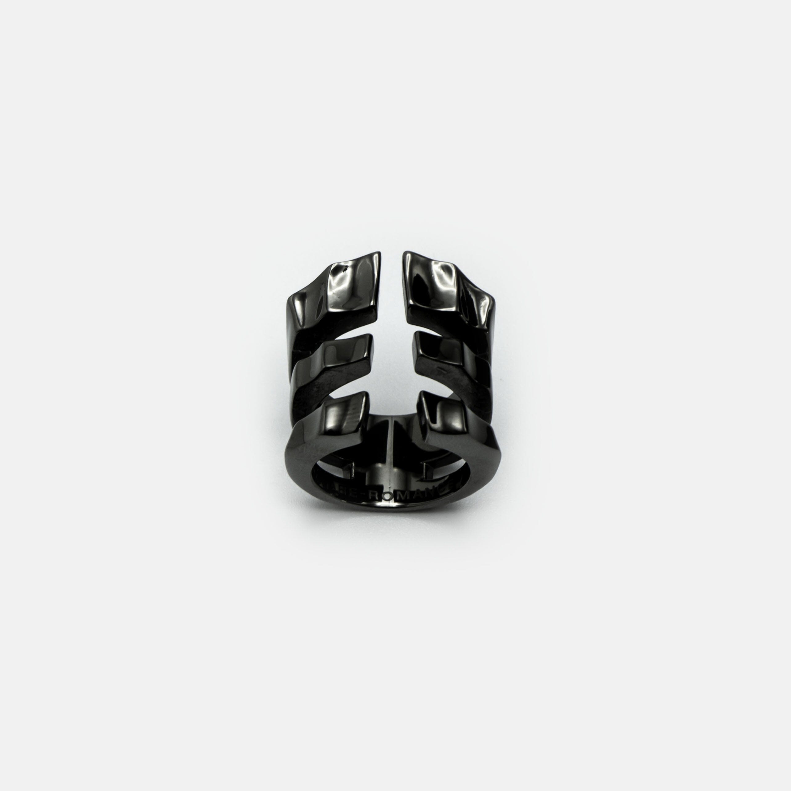CAGED EXO-ARMOUR RING