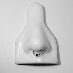 DARK HEARTS CLICKER