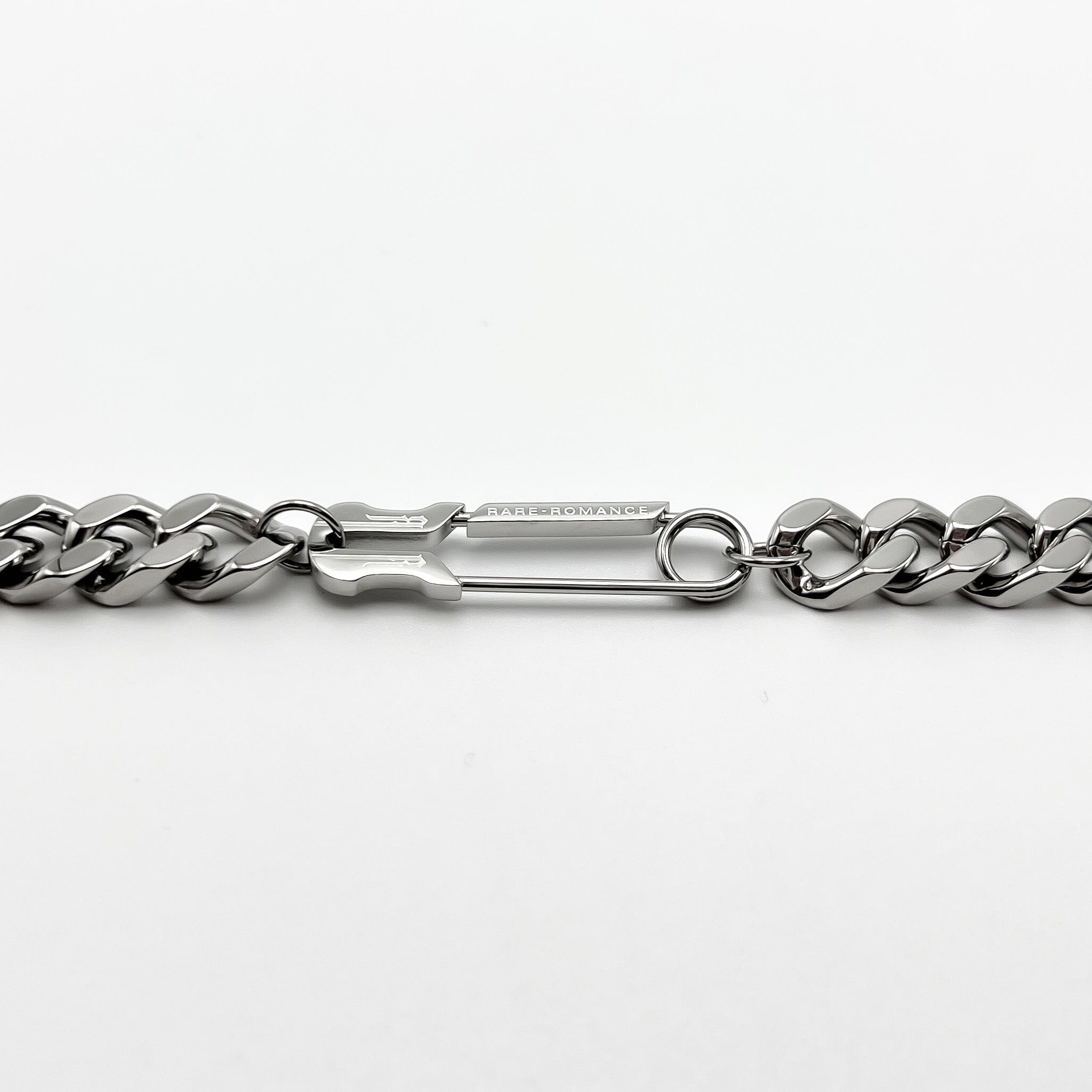 SAFETY PIN CHUNKY CUBAN BRACELET
