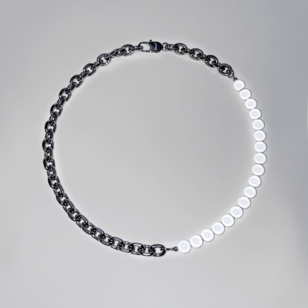 REFLECTIVE PEARL CHAIN