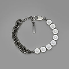 REFLECTIVE PEARL BRACELET