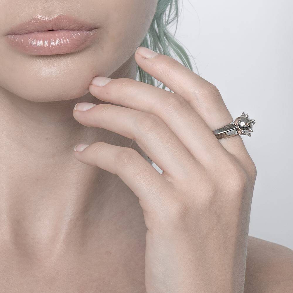 SPIKE BALL RING